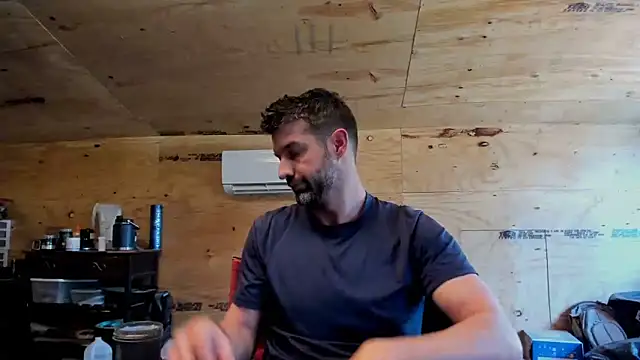 Snapshot of Kenny_Kyle chatting on 02-18-25, 07:30 Kenny Kyle online show from 02-18-25, 07:30