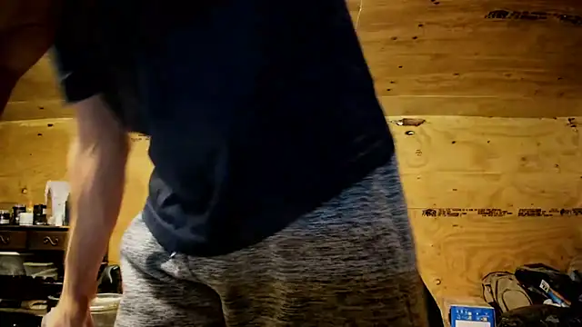 Snapshot of Kenny_Kyle chatting on 02-19-25, 01:08 Kenny Kyle online show from 02-19-25, 01:08