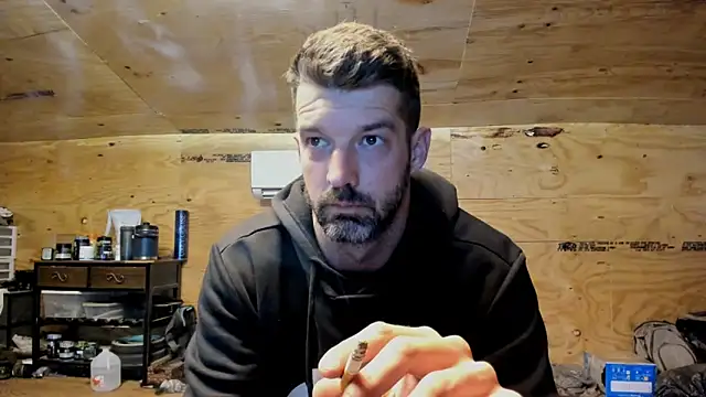 Snapshot of Kenny_Kyle chatting on 03-06-25, 02:19 Kenny Kyle online show from 03-06-25, 02:19