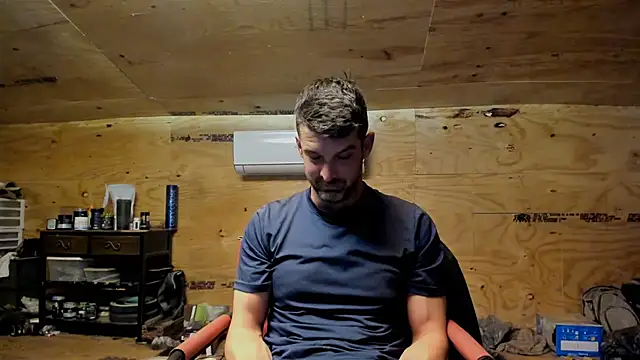 Snapshot of Kenny_Kyle chatting on 03-08-25, 12:55 Kenny Kyle online show from 03-08-25, 12:55