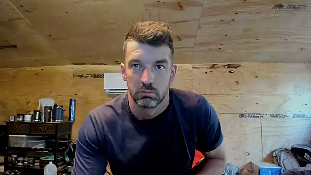 Snapshot of Kenny_Kyle chatting on 03-11-25, 10:53 Kenny Kyle online show from 03-11-25, 10:53