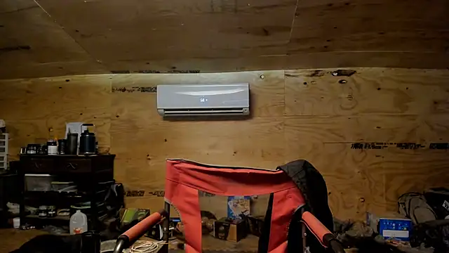 Snapshot of Kenny_Kyle chatting on 03-20-25, 12:08 Kenny Kyle online show from 03-20-25, 12:08