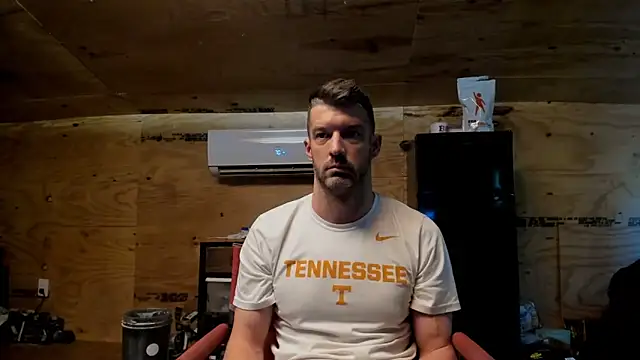 Snapshot of Kenny_Kyle chatting on 09-30-25, 01:27 Kenny Kyle online show from 09-30-25, 01:27