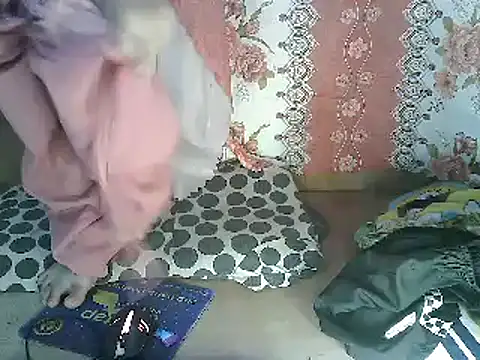 Snapshot of PinaySkinnyGirl chatting on 03-04-25, 09:07 PinaySkinnyGirl online show from 03-04-25, 09:07