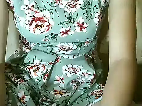 Snapshot of PinaySkinnyGirl chatting on 10-07-25, 09:39 PinaySkinnyGirl online show from 10-07-25, 09:39