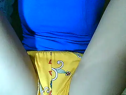 Snapshot of PinaySkinnyGirl chatting on 10-27-25, 03:27 PinaySkinnyGirl online show from 10-27-25, 03:27