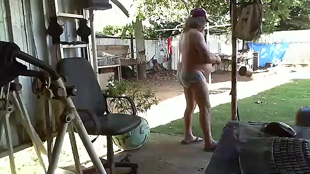 Snapshot of herbie010666 chatting on 01-02-25, 07:55 herbie010666 online show from 01-02-25, 07:55