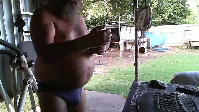 Snapshot of herbie010666 chatting on 02-02-25, 08:24 herbie010666 online show from 02-02-25, 08:24