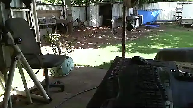 Snapshot of herbie010666 chatting on 02-07-25, 05:10 herbie010666 online show from 02-07-25, 05:10