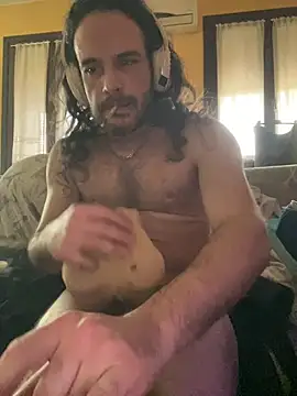 Snapshot of Onenigthfire chatting on 01-16-26, 10:30 Onenigthfire online show from 01-16-26, 10:30