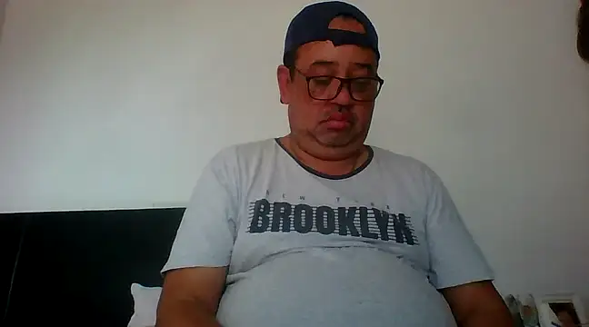 djtomxxx2777 online show from 02-06-25, 06:02