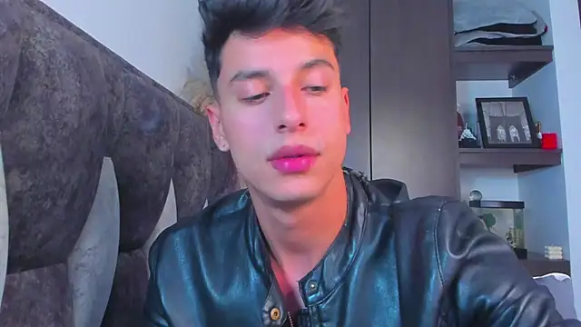 Snapshot of I_Gabriel chatting on 01-13-25, 11:06 I Gabriel online show from 01-13-25, 11:06