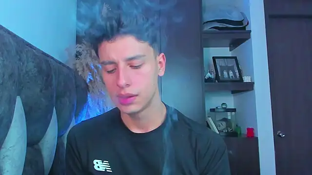 Snapshot of I_Gabriel chatting on 01-19-25, 12:38 I Gabriel online show from 01-19-25, 12:38