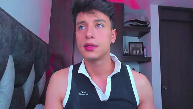 Snapshot of I_Gabriel chatting on 01-24-25, 08:00 I Gabriel online show from 01-24-25, 08:00