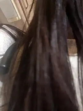 Snapshot of khloebanques chatting on 02-19-26, 02:13 khloebanques online show from 02-19-26, 02:13