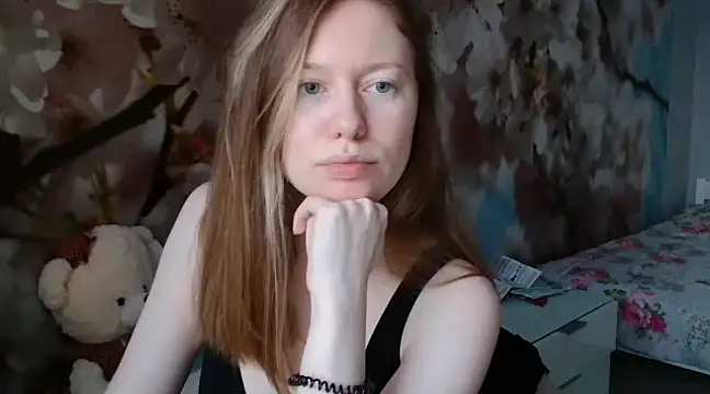 Snapshot of ConnieDaw chatting on 01-14-25, 06:45 ConnieDaw online show from 01-14-25, 06:45