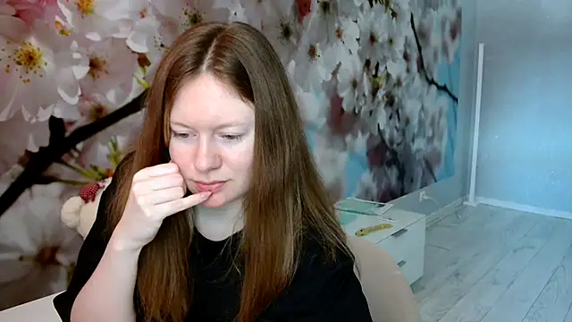 Snapshot of ConnieDaw chatting on 02-11-25, 05:58 ConnieDaw online show from 02-11-25, 05:58