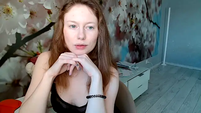 Snapshot of ConnieDaw chatting on 02-15-25, 10:55 ConnieDaw online show from 02-15-25, 10:55