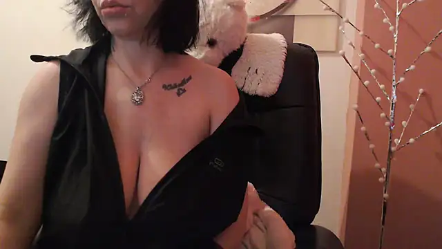 Snapshot of algodonyfresa chatting on 01-26-25, 09:51 algodonyfresa online show from 01-26-25, 09:51