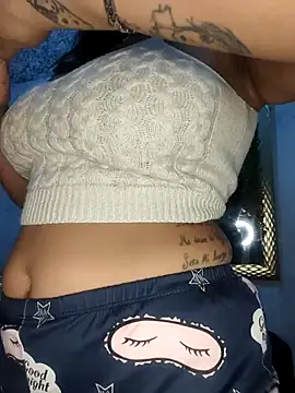 Snapshot of SexyFriends_ chatting on 10-30-25, 03:19 SexyFriends online show from 10-30-25, 03:19