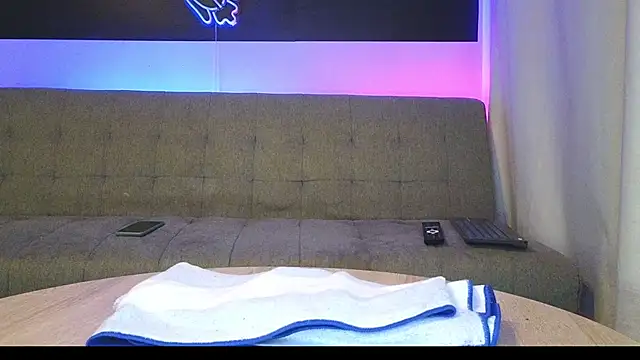 MattxFeet online show from 11-27-25, 09:50