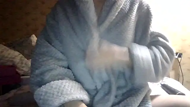 Snapshot of fabiolagg chatting on 12-04-25, 08:34 fabiolagg online show from 12-04-25, 08:34