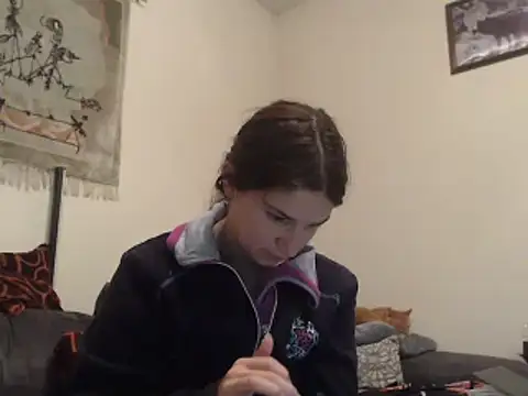 Geile-Luna online show from 10-29-25, 07:37