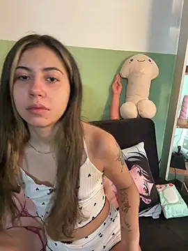 Snapshot of lilly_sweett chatting on 01-14-26, 06:57 lilly sweett online show from 01-14-26, 06:57