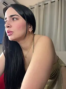 Snapshot of GeorginaJones chatting on 03-16-25, 04:52 GeorginaJones online show from 03-16-25, 04:52