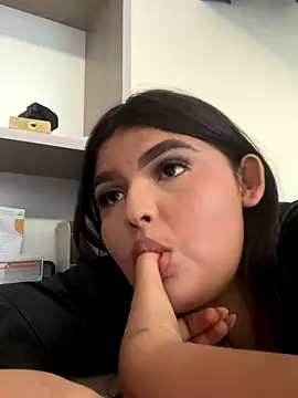 Lia sexx online show from 11-15-25, 08:05