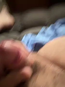 Snapshot of van88 chatting on 02-26-26, 03:33 van88 online show from 02-26-26, 03:33