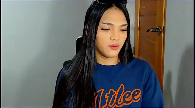 WONDERWOMAN2023 online show from 02-17-25, 01:25