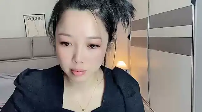 Snapshot of kk_lele chatting on 12-24-24, 04:44 kk lele online show from 12-24-24, 04:44