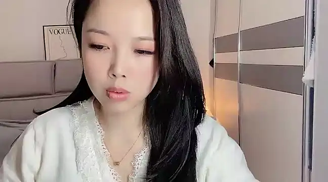 Snapshot of kk_lele chatting on 12-27-24, 04:36 kk lele online show from 12-27-24, 04:36