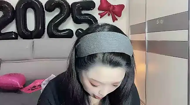 Snapshot of kk_lele chatting on 01-04-25, 08:17 kk lele online show from 01-04-25, 08:17