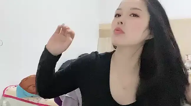 Snapshot of kk_lele chatting on 01-16-25, 05:32 kk lele online show from 01-16-25, 05:32