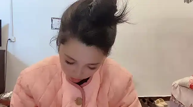 Snapshot of kk_lele chatting on 01-18-25, 06:34 kk lele online show from 01-18-25, 06:34