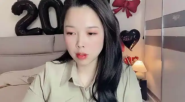 Snapshot of kk_lele chatting on 01-21-25, 04:32 kk lele online show from 01-21-25, 04:32