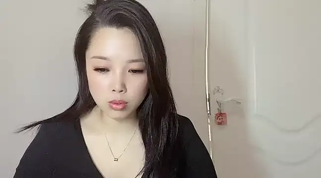 Snapshot of kk_lele chatting on 01-25-25, 05:29 kk lele online show from 01-25-25, 05:29