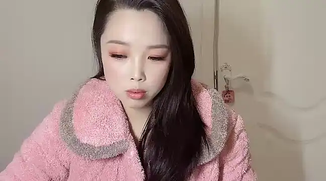 Snapshot of kk_lele chatting on 01-25-25, 08:31 kk lele online show from 01-25-25, 08:31