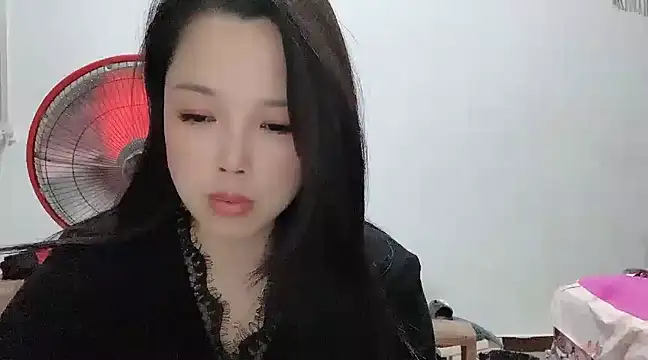 Snapshot of kk_lele chatting on 02-19-25, 02:23 kk lele online show from 02-19-25, 02:23