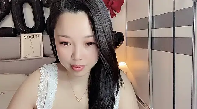 Snapshot of kk_lele chatting on 02-25-25, 04:35 kk lele online show from 02-25-25, 04:35