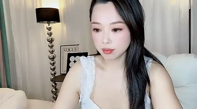 Snapshot of kk_lele chatting on 03-22-25, 07:15 kk lele online show from 03-22-25, 07:15