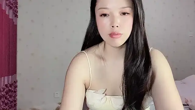 Snapshot of kk_lele chatting on 09-16-25, 04:24 kk lele online show from 09-16-25, 04:24