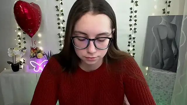 SweetPrincess  online show from 02-18-25, 07:32