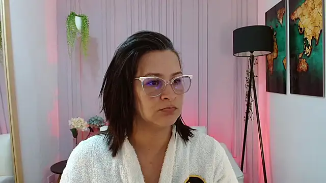 Britney taylor  online show from 01-22-25, 09:43