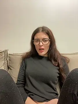 little belucci online show from 01-10-25, 03:27