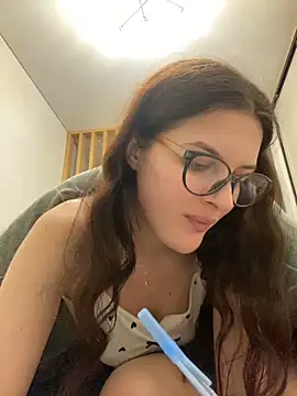 little belucci online show from 02-24-25, 06:58