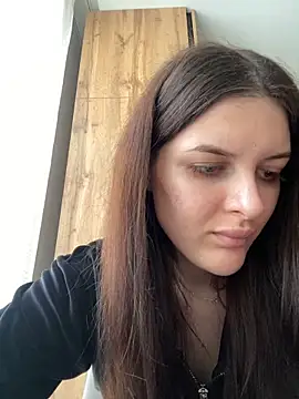 little belucci online show from 02-26-25, 01:19