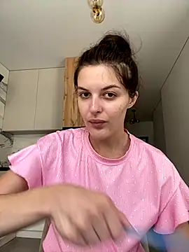 little belucci online show from 09-14-25, 11:09